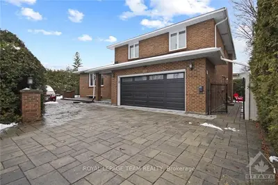 3132 SOUTHMORE Drive E, Billings Bridge - Riverside Park and Area, ON K1V 6Z7