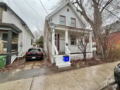 299 Cyr Avenue, Vanier And Kingsview Park, On K1l 7n6