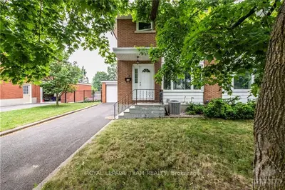 118 Viewmount Drive, Meadowlands - Crestview And Area, On K2g 3b7