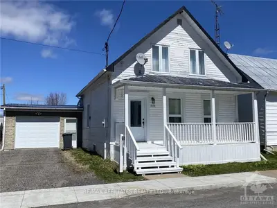 1175 Labrosse Street, Hawkesbury, On K0b 1p0