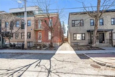 78 St Andrew Street, Lower Town - Sandy Hill, On K1n 5g2