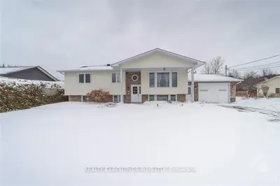 3 VAUDREUIL Street, Clarence-Rockland, ON K4K 1K7