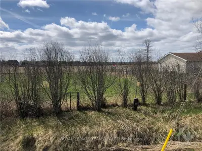 2837 DIAMONDVIEW Road, Carp - Dunrobin - Huntley - Fitzroy and Area, ON K0A 2H0