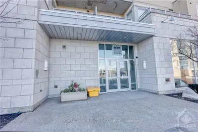 1422 Wellington Street W 302, Tunneys Pasture And Ottawa West, On K1y 0x7