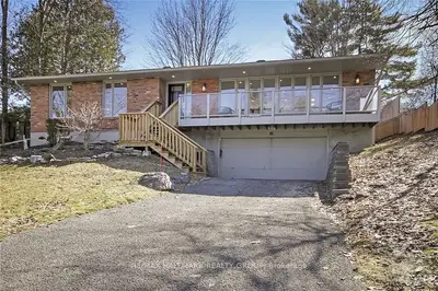 38 Foothills Drive, Bells Corners And South To Fallowfield, On K2h 6k3