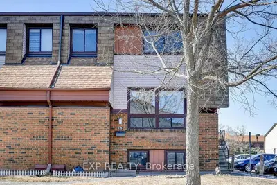 22 Woodvale B, South Of Baseline To Knoxdale, On K2g 2h2