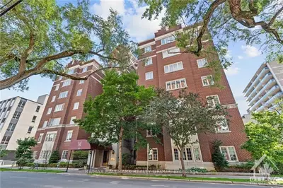 260 Metcalfe Street G2, Ottawa Centre, On K2p 1r6