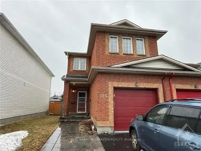 225 Duntroon Circle, Hunt Club - South Keys And Area, On K1t 4c9