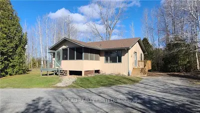 2504a Youngs Hill Road, Rideau Lakes, On K0g 1v0