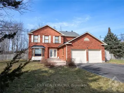 117 George Street, Russell, On K4r 1c3
