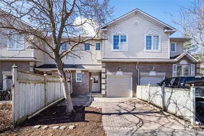 14 Riverbank Court, Stittsville - Munster - Richmond, On K2s 1v7