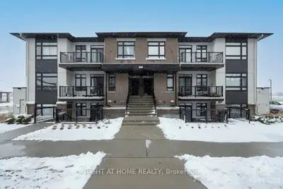 35 OVERBERG Way F, Kanata, ON K2S 0W1