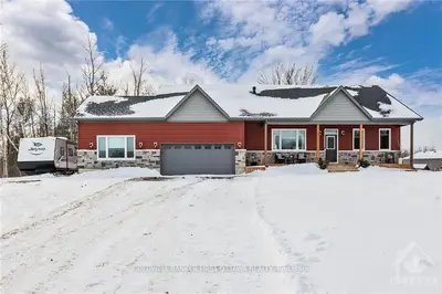 121 Stirling Crescent, North Grenville, On K0g 1j0