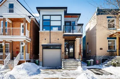 170 Hinton Avenue N, Tunneys Pasture And Ottawa West, On K1y 1a1