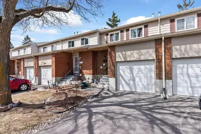 2415 SOUTHVALE Crescent 10, Elmvale Acres and Area, ON K1B 4T9