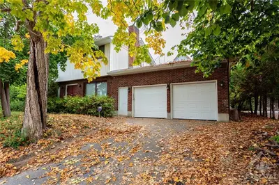 555 Churchill Avenue N, Westboro - Hampton Park, On K1z 5e6