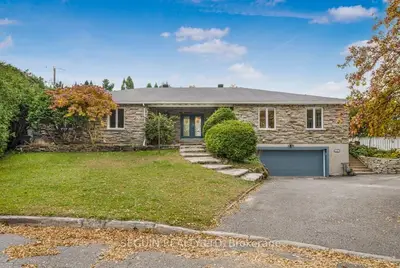 904 Therese Street, Hawkesbury, On K6a 3a3