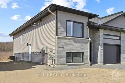 232 Cypress Street A, The Nation, On K0a 2m0