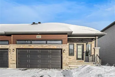 735 Azure Street, Russell, On K4r 0e6