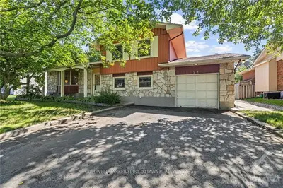 22 Tower Road, Meadowlands - Crestview And Area, On K2g 2e5