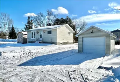 18 ALEXANDER Street W, North Glengarry, ON K0C 1T0