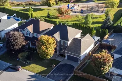 30 Wilderness Way, Stittsville - Munster - Richmond, On K2s 2e2