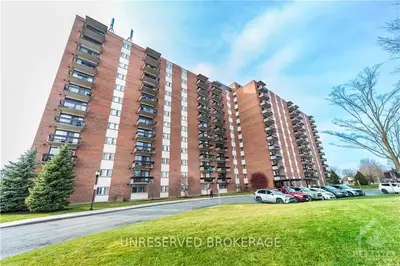 1505 BASELINE Road 615, Belair Park - Copeland Park and Area, ON K2C 3L4