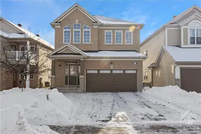 212 Huntsville Drive, Kanata, On K2t 0c6