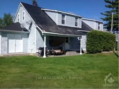 3728 CHAMPLAIN Street, Clarence-Rockland, ON K0A 1E0
