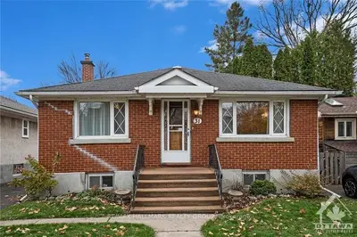 31 ELLIOT Avenue, Glebe - Ottawa East and Area, ON K1S 0M3