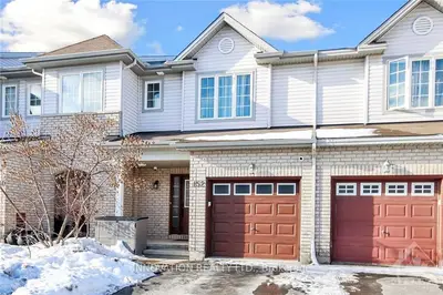 152 Lokoya Street, Kanata, On K2s 0j5