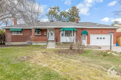 32 ROUNDHAY Drive A, South of Baseline to Knoxdale, ON K1G 2Y1