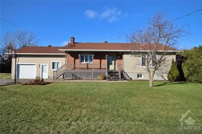 12 Steinberg Court, North Dundas, On K0a 2r0