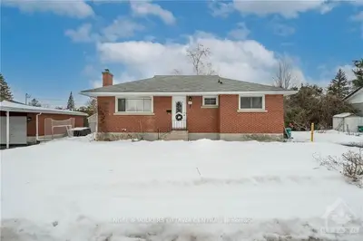 57 Meadowlands Drive W, Meadowlands - Crestview And Area, On K2g 2r7