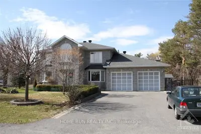 770 MELFA Crescent, Mooneys Bay - Carleton Heights and Area, ON K2C 0P3