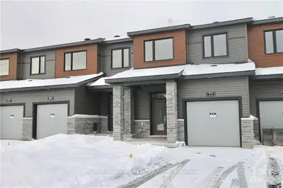 71 Little Lake Lane, Orleans - Cumberland And Area, On K4a 5p3