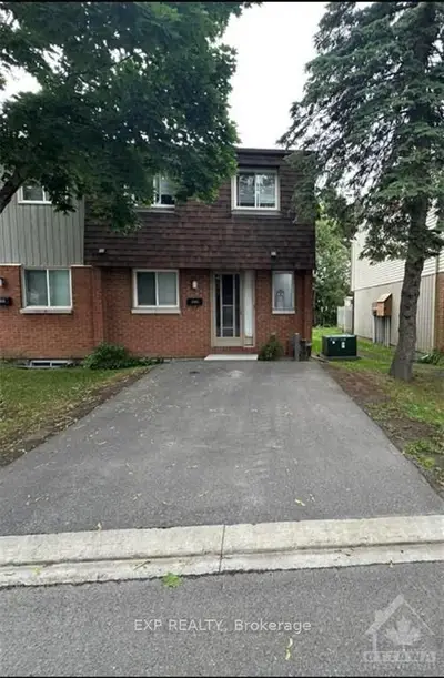 3185 Olympic Way, Blossom Park - Airport And Area, On K1t 1y9
