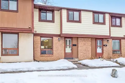 1463 Murdock Gate, Cyrville - Carson Grove - Pineview, On K1j 8r4