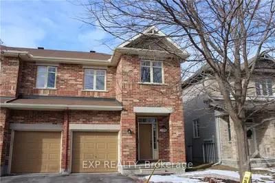 304 BADGELEY Avenue, Kanata, ON K2T 0A4