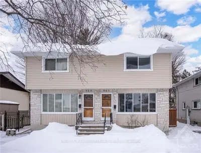 961 Watson Street, Britannia Heights - Queensway Terrace N And Area, On K2b 6c1