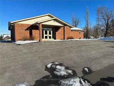 119 Margaret Street, Renfrew, On K7v 3z9