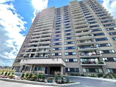 1195 RICHMOND Road 1107, Woodroffe, ON K2B 8E4