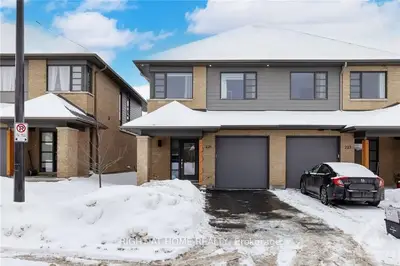 221 Pisces Terrace, Leitrim, On K1t 0s7