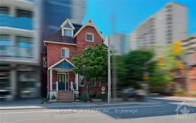 222 LYON Street N 2, Ottawa Centre, ON K1R 5V9