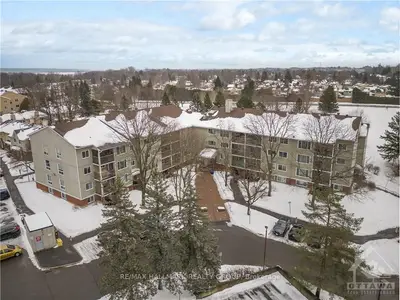 6434 Bilberry Drive 402, Orleans - Convent Glen And Area, On K1c 4p5