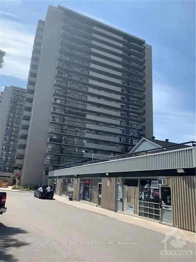 158B MCARTHUR Avenue 1909, Vanier and Kingsview Park, ON K1L 8E7