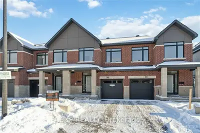 569 TAHOE Heights, Leitrim, ON K1T 0X4