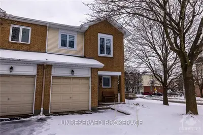 1952 Maple Run Avenue, Orleans - Convent Glen And Area, On K1c 7j1