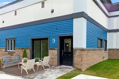 7829 Kent Boulevard 3, Brockville, On K6v 7j9