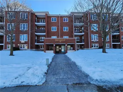 21 Liston Avenue 204, Brockville, On K6v 7b3